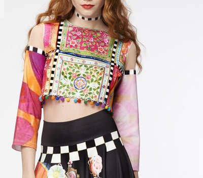 IPNG Colorium Of Lotus Petals Crop Top