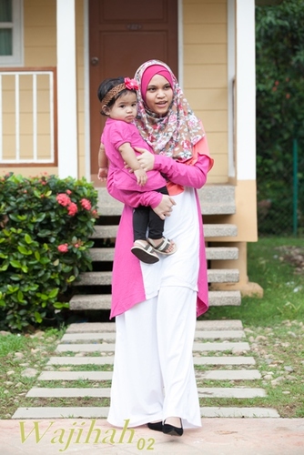 Wajihah 02 - Nursing Blouse (Color-Blocking) FUSCHIA