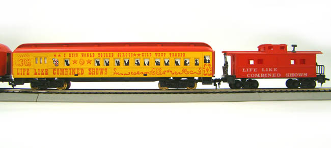 MRCHQ Collectible Vintage Life-Like Combined Shows Circus Train w/New 